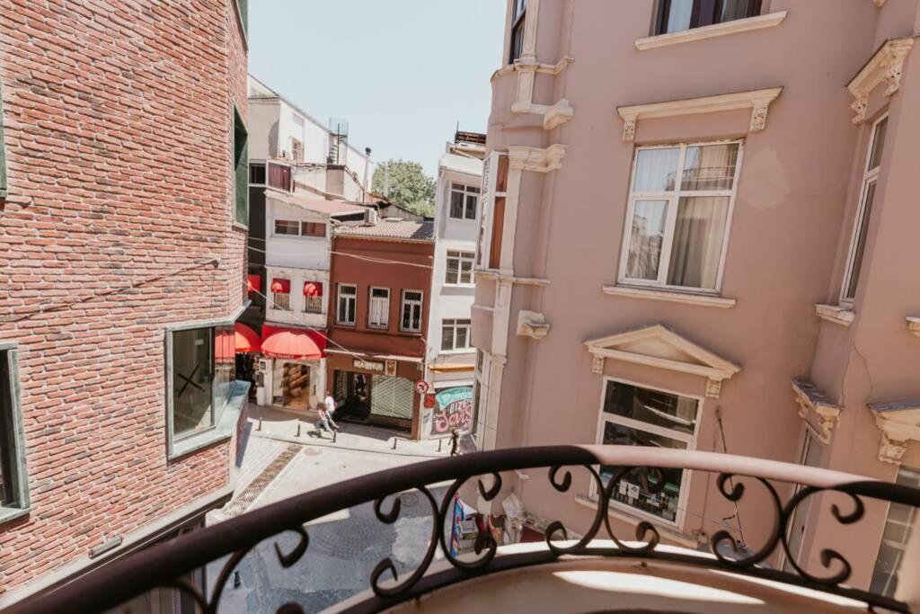 Galadoo Suites 2Nd Floor Istanbul Exterior foto